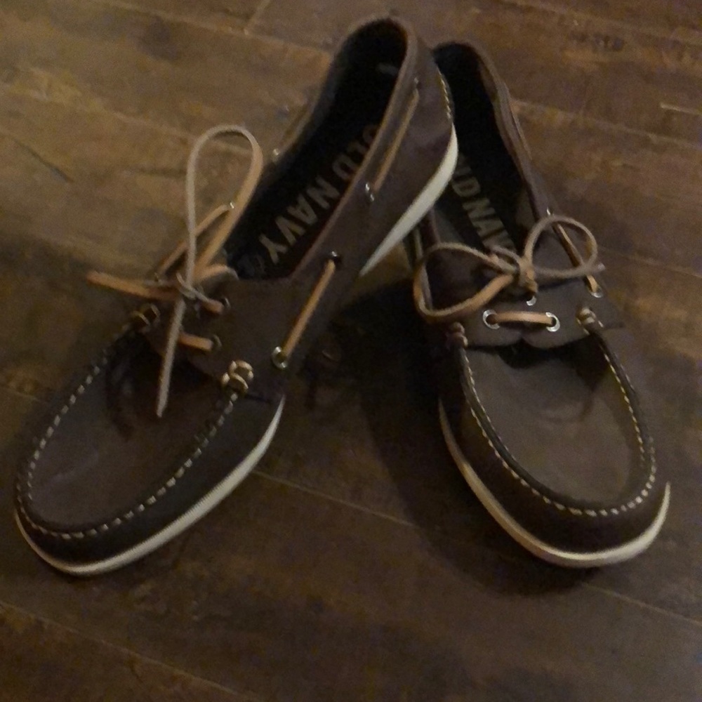 Shoe